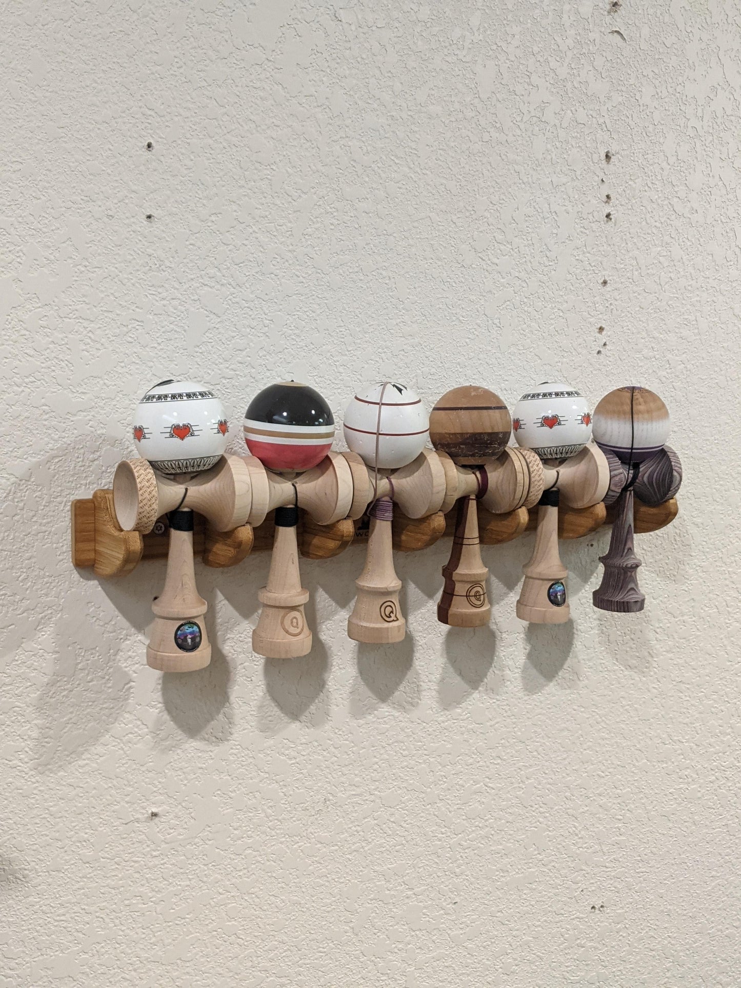 Kendama Rack - Holds 6